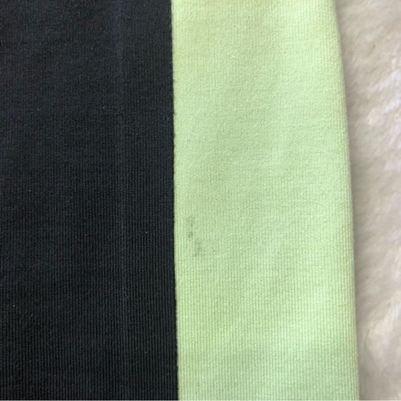 lululemon Neon Yellow & Black Crop Athletic Leggings Size 4 - Picture 7 of 12